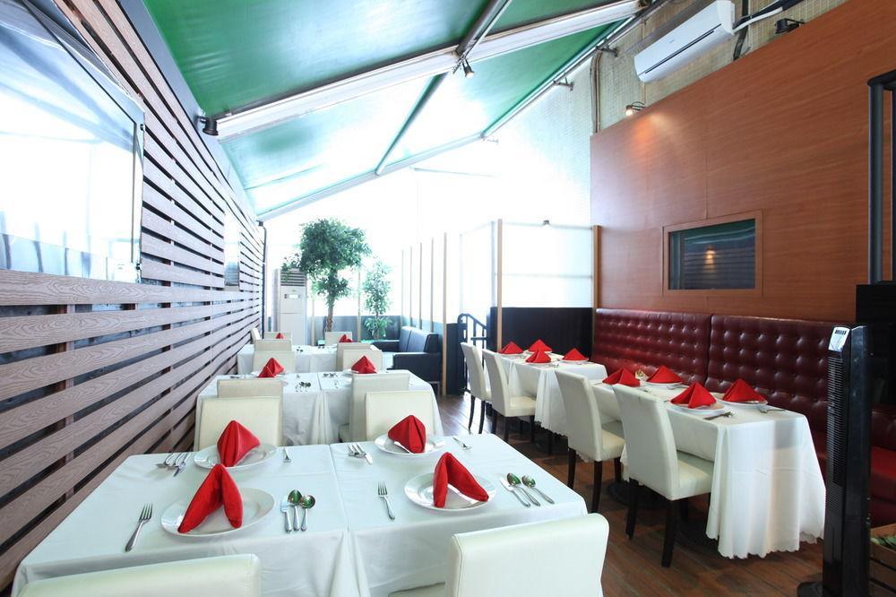 Bridal Tea House - Yaumatei Hotel 3*